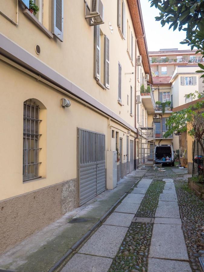 The Best Rent - Studio Nearby Sant'Agostino Metro Milano Exteriör bild
