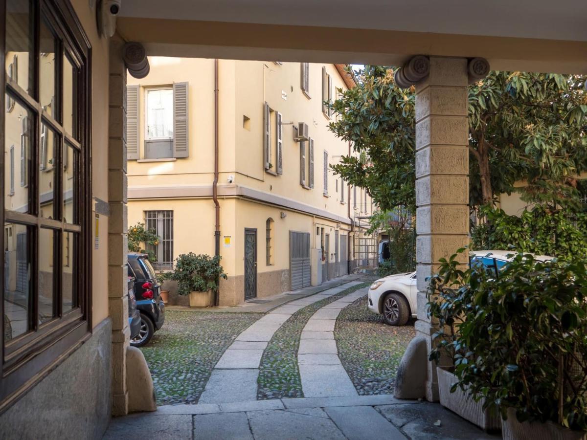 The Best Rent - Studio Nearby Sant'Agostino Metro Milano Exteriör bild