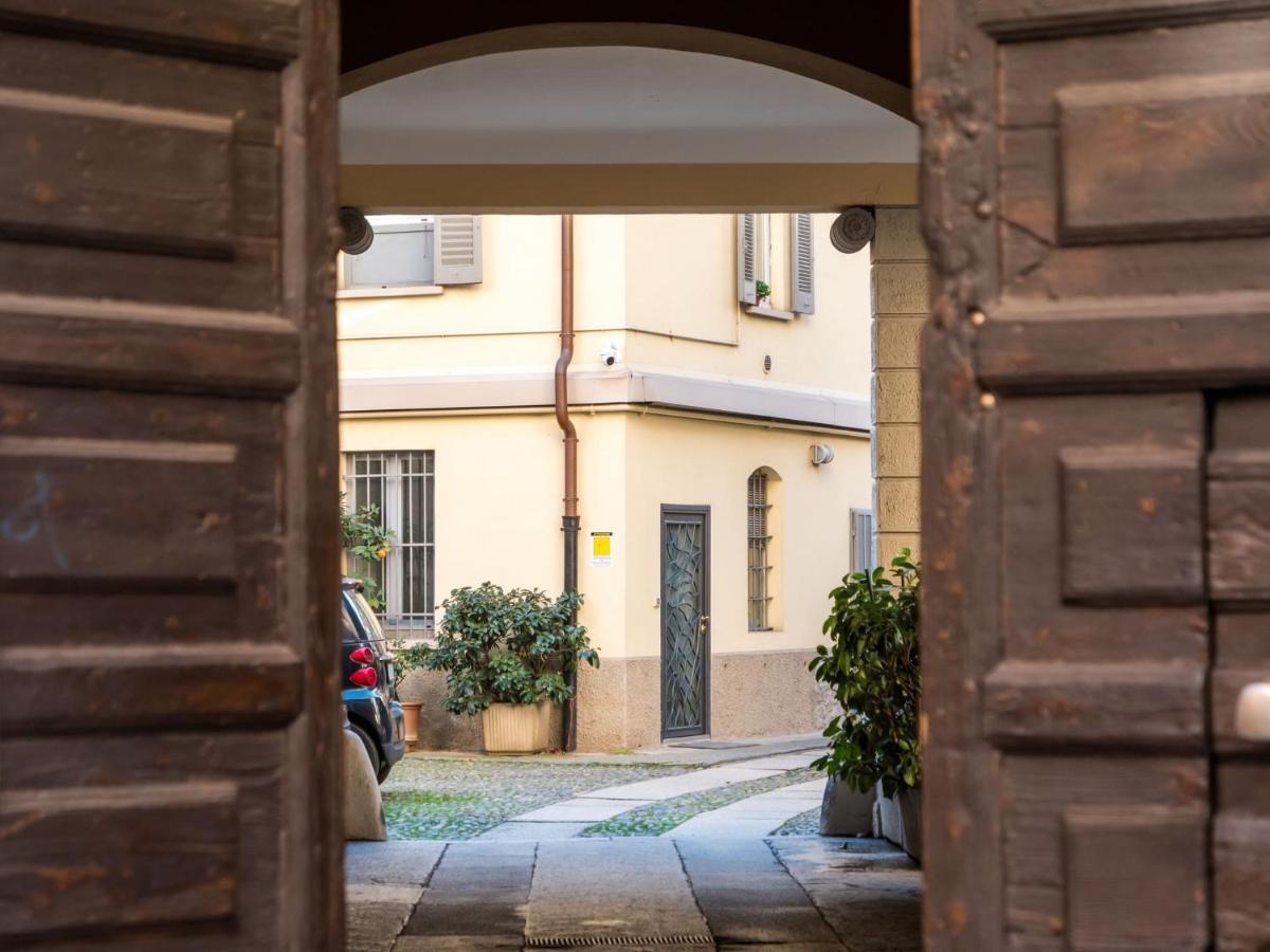 The Best Rent - Studio Nearby Sant'Agostino Metro Milano Exteriör bild